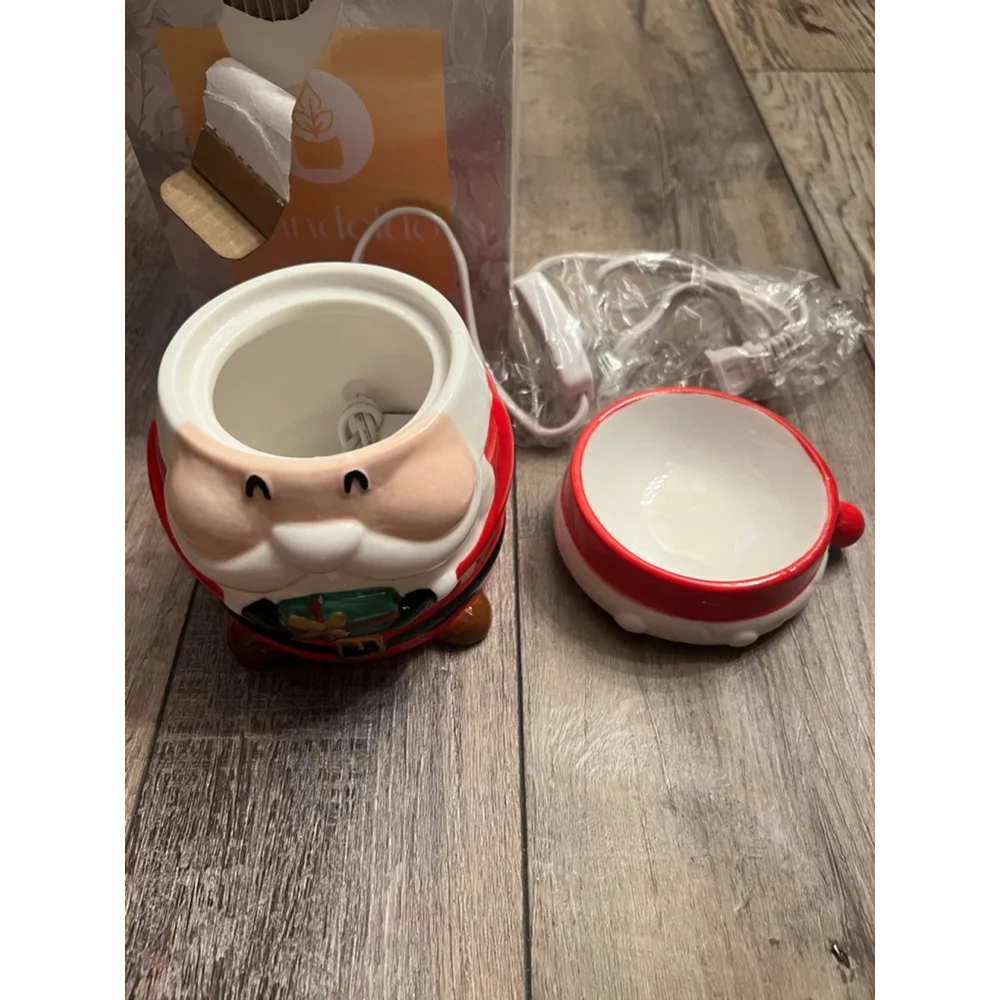NEW Candeldo Santa Claus Christmas Wax Melt Warmer One Size Red White